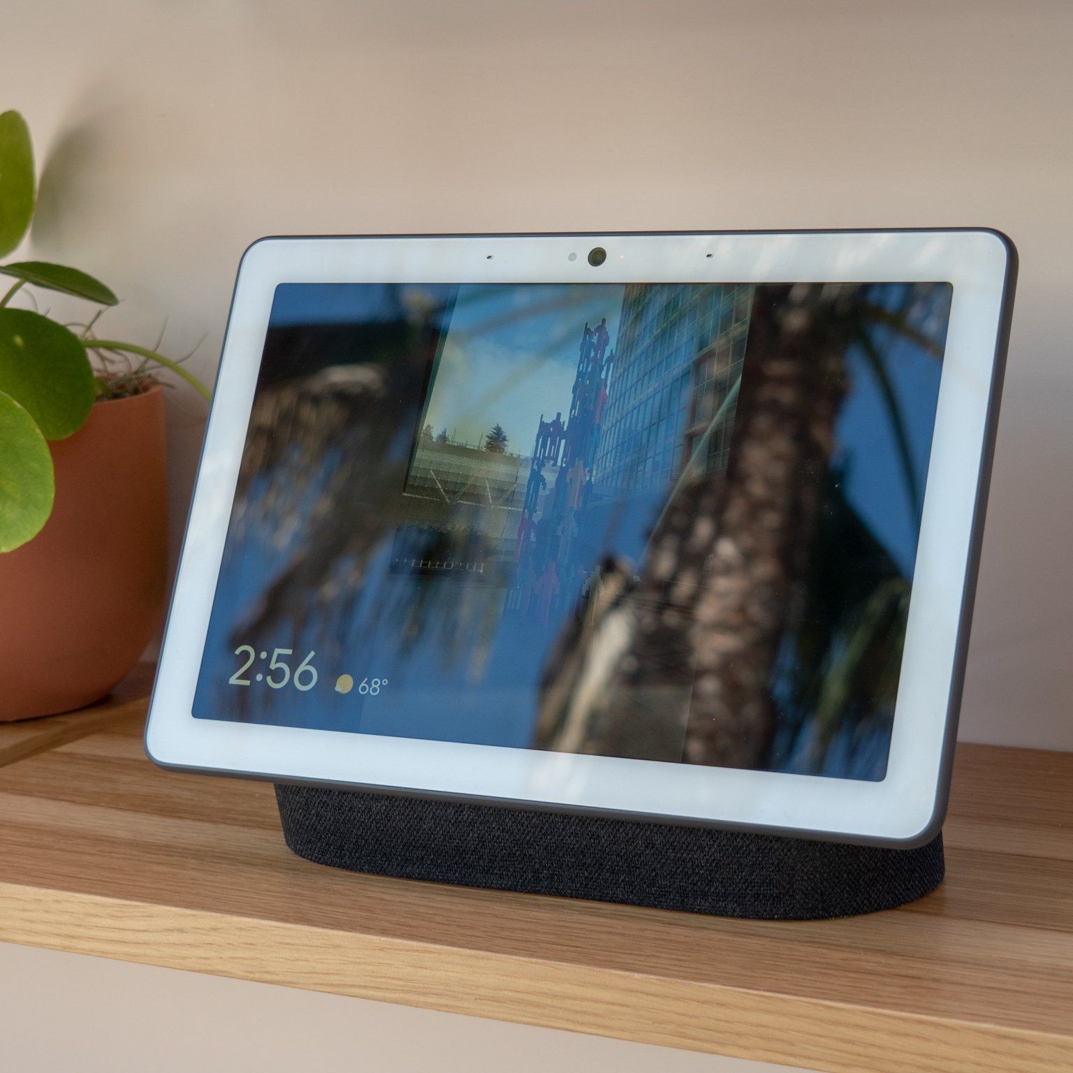 Google Nest Hub Max hands-on: A great all-in-one for your smart
