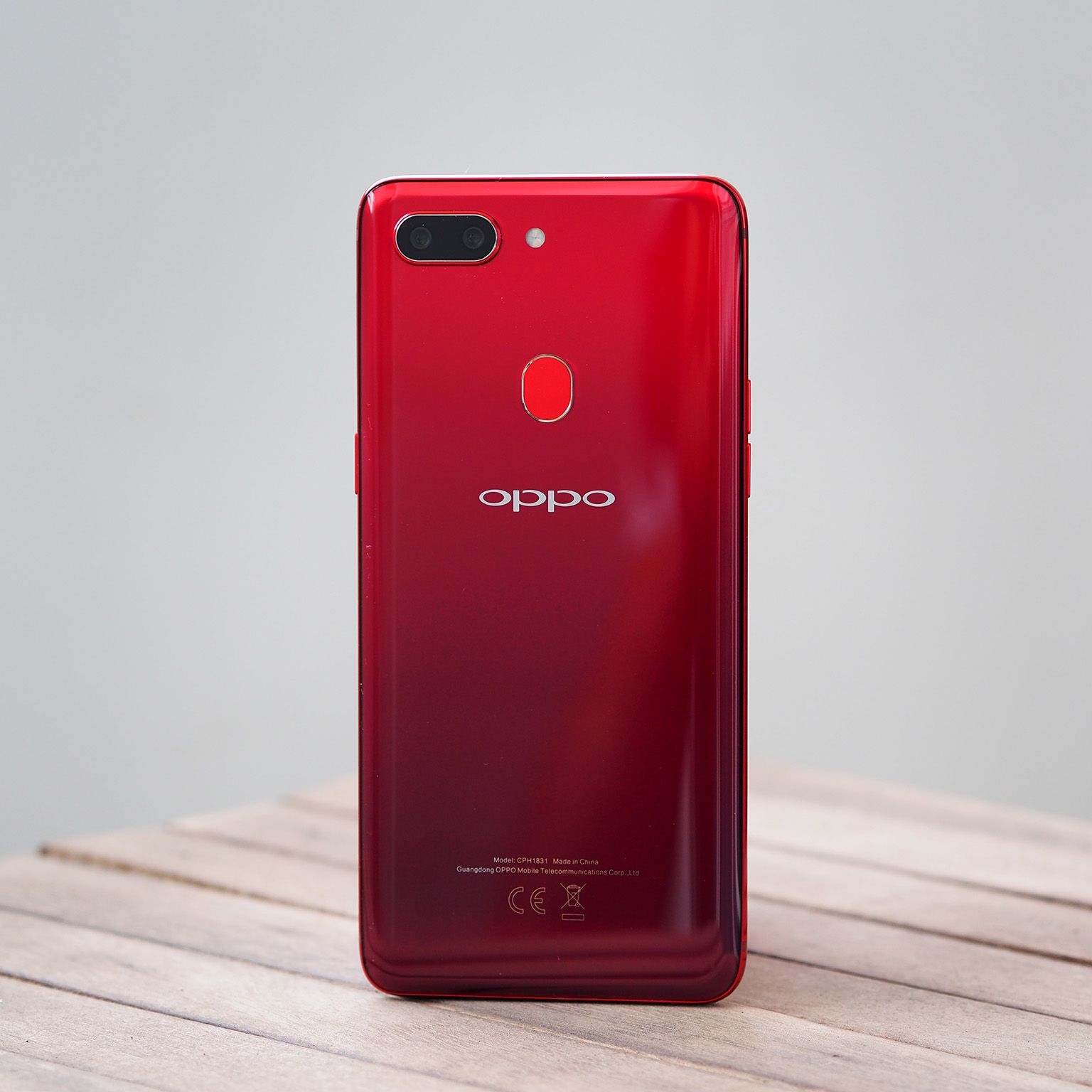 スマートフォン本体 OPPO - oppo R15 pro Ruby Red OPPO R15 Pro (Ruby Red, 6GB RAM, 128GB Storage) : Amazon.in