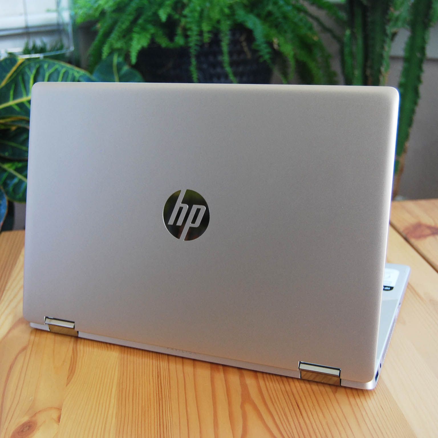 Windowsノート本体 HP Pavillon x360 14 Amazon.com: HP Pavilion x360 14