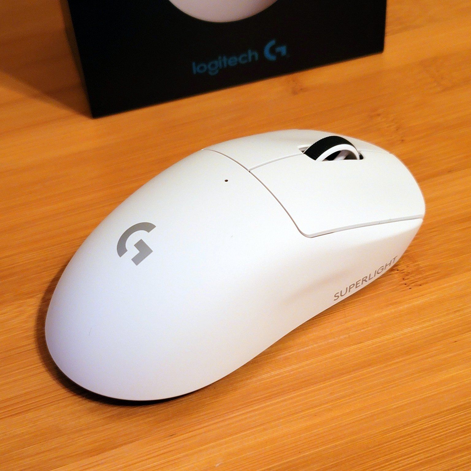 Logitech G PRO X SUPERLIGHT ホワイト マウス Logitech G Pro X Superlight Wireless Gaming Mouse