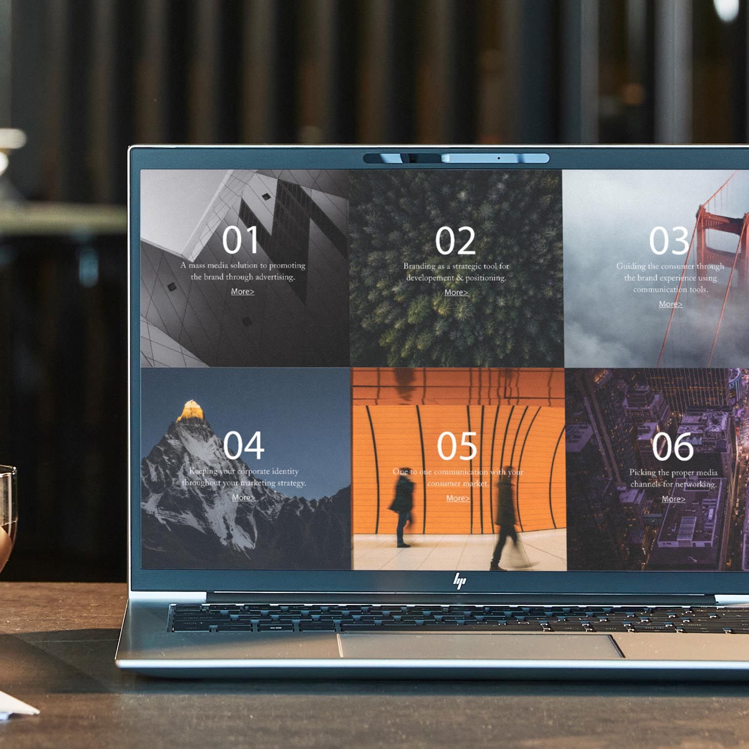 The HP EliteBook 1040 G9 finally goes to 16:10 with Intel 12th Gen