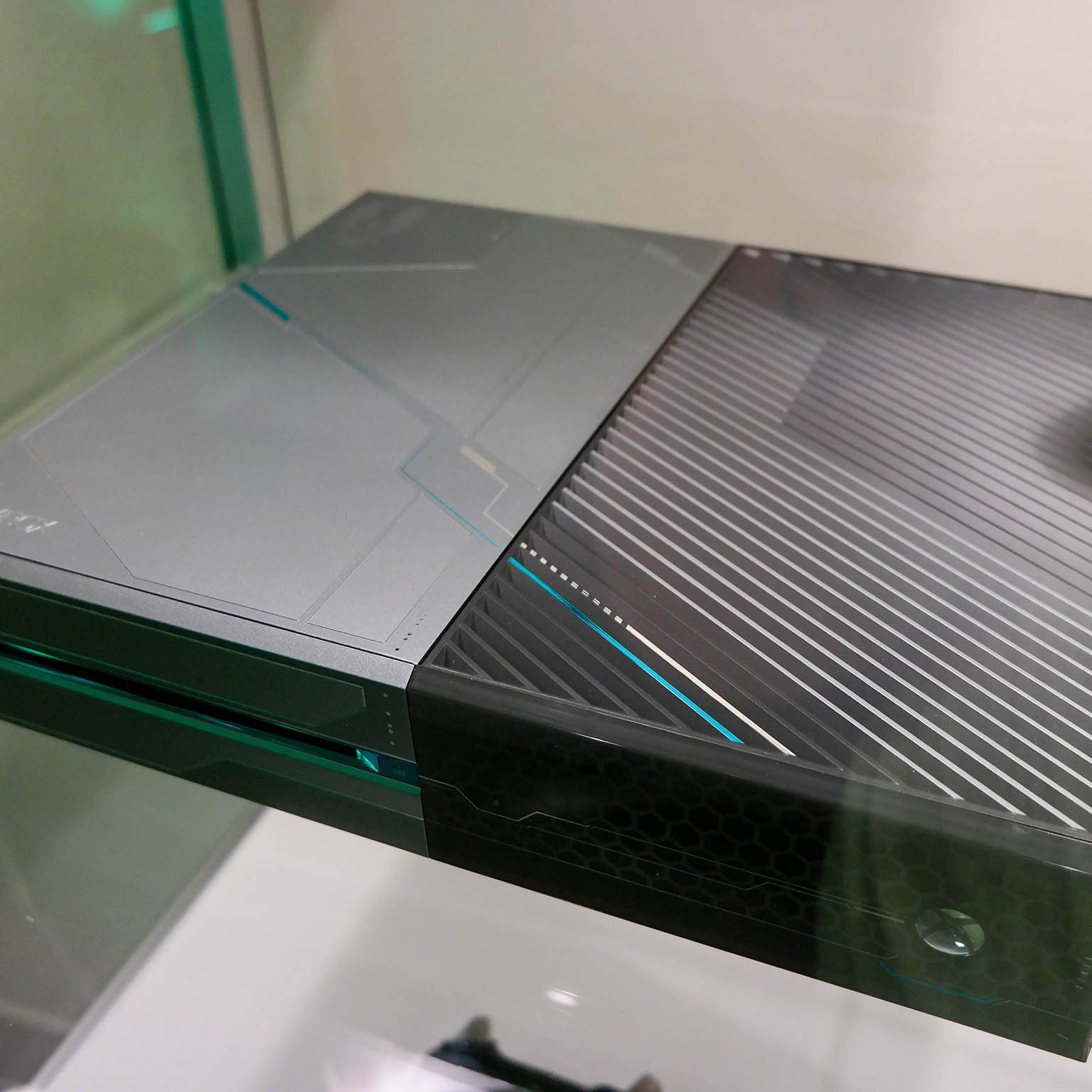 Here is Microsoft's Halo 5 special edition Xbox One | Windows Central