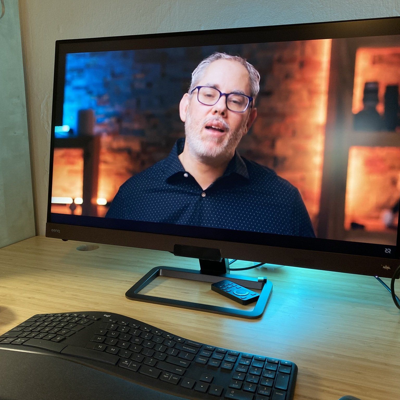 BenQ EW3280U entertainment monitor review: Movie-watching on your