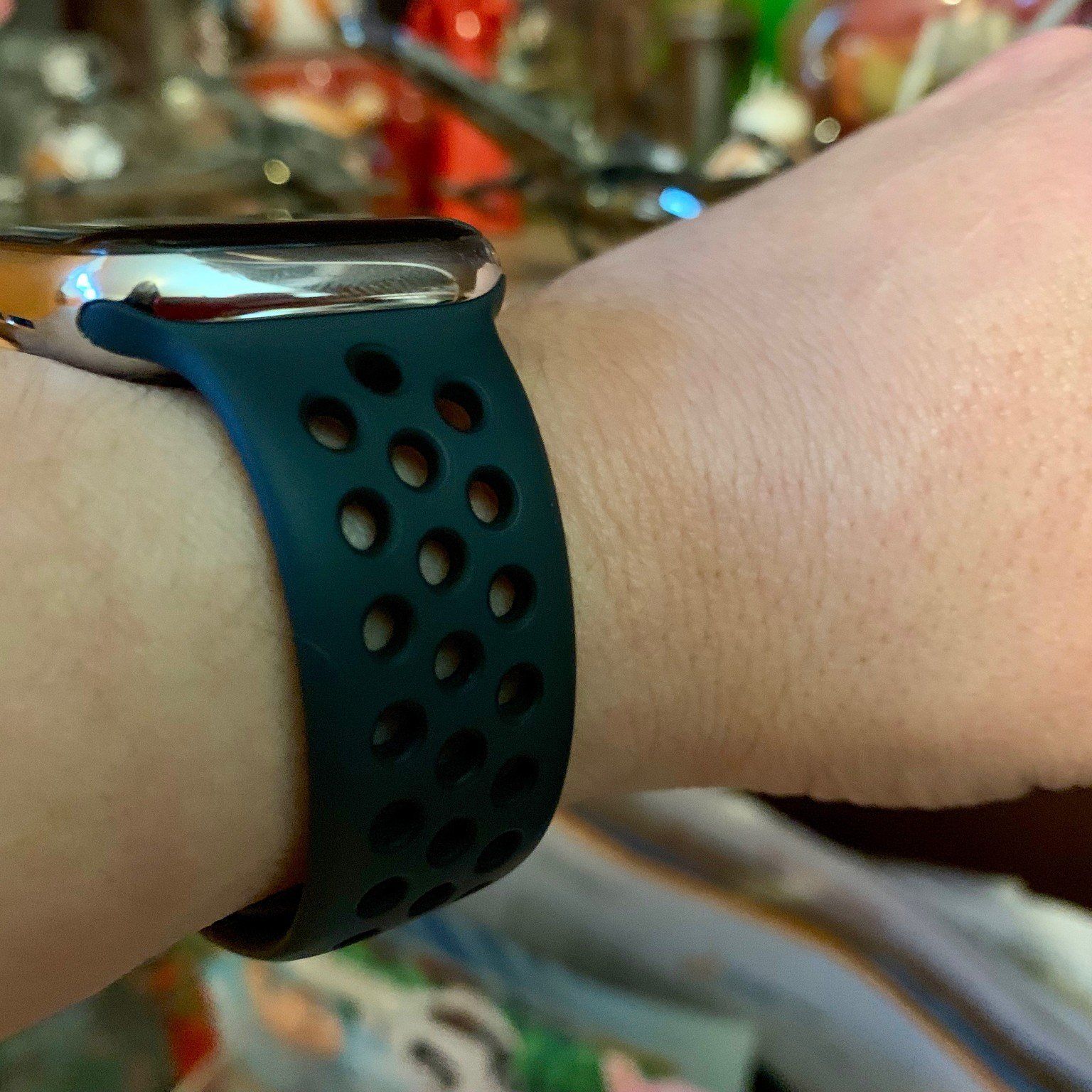 olive nike sport band