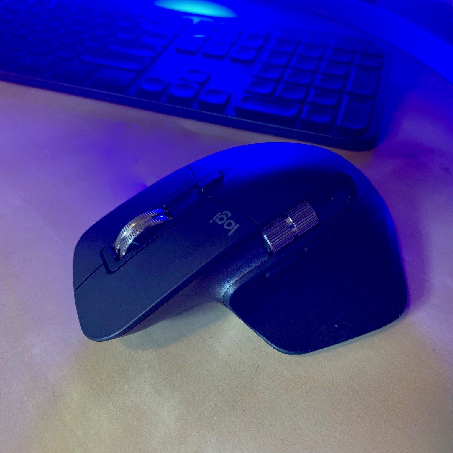 MX Master 3 and MX Keys review: Professional mouse and keyboard to