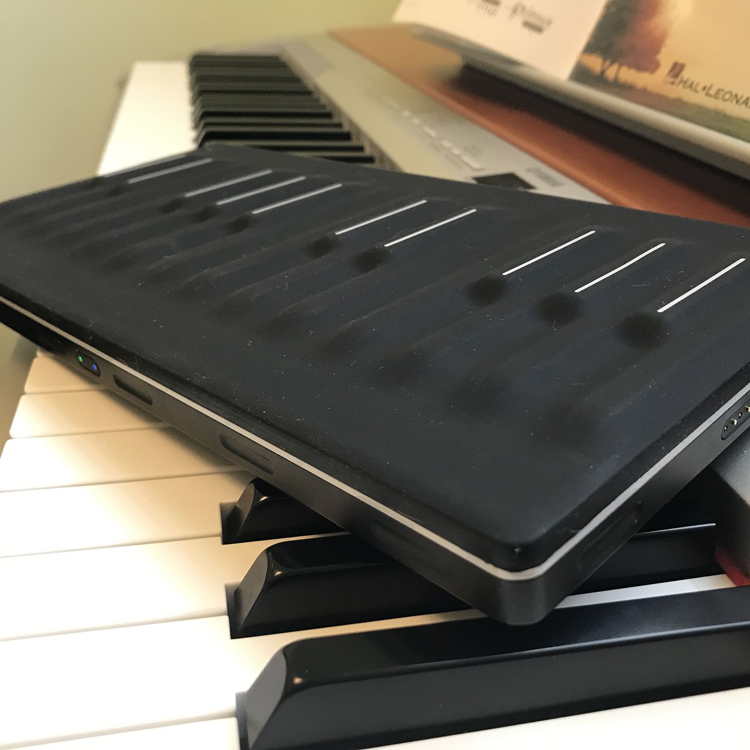 DTM・DAW ROLI Seaboard Block Roli's new Seaboard Block shows modular design can make