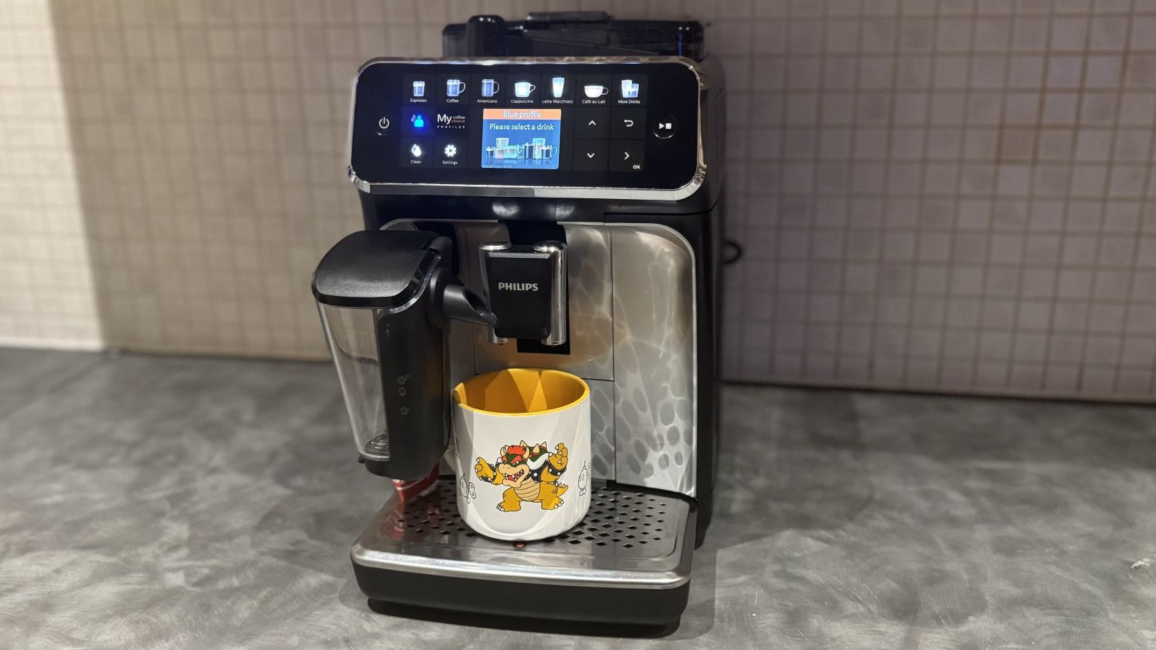 ★ ラテ★ Philips 5400 LatteGo review: a compact one-touch espresso machine