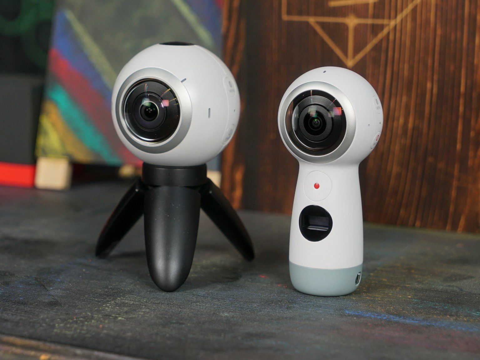 Amazon.com: Samsung Gear 360 (2017 Edition) Spherical Cam