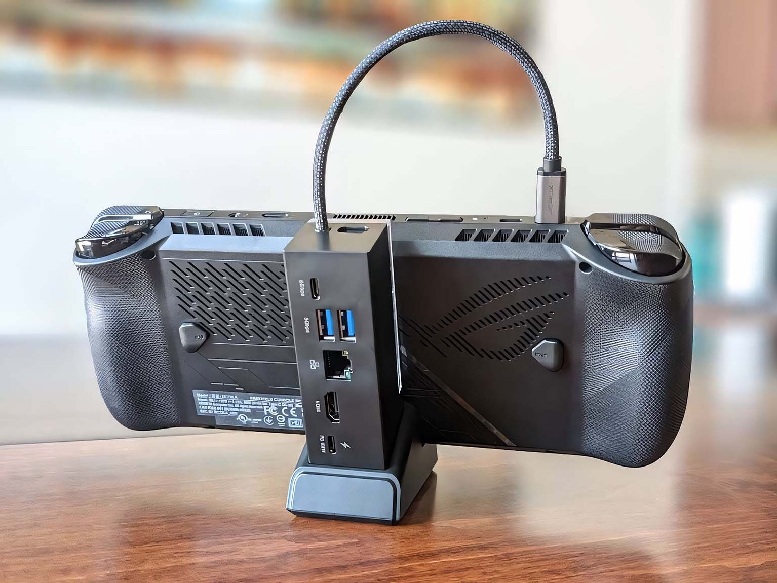 JSAUX's latest gaming handheld docking station is ideal for ROG