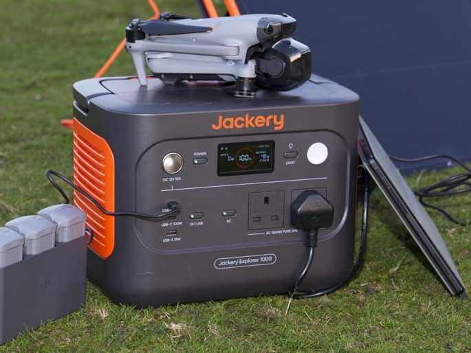 Jackery Explorer 1000 v2 Review