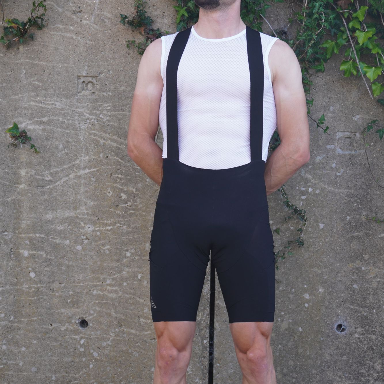 Male cyclist wearing