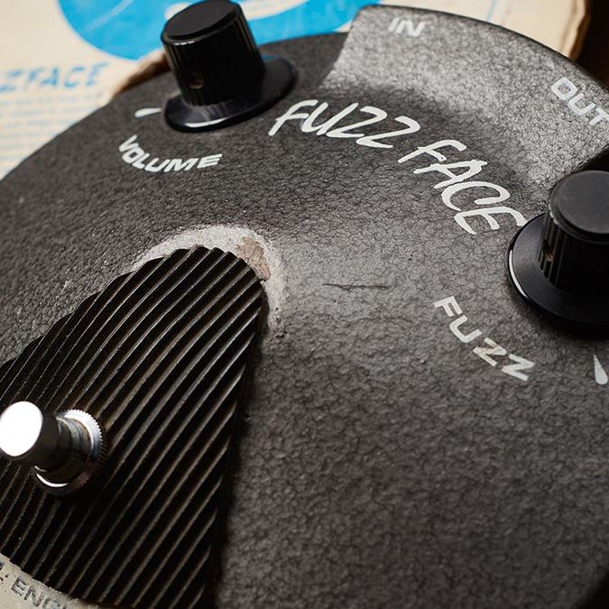 ギター fuzz face Dunlop JHF1 Jimi Hendrix Fuzz Face - What To Know & Where To Buy