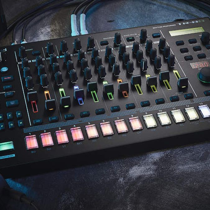 Roland TR-8S リズムパフォーマー Roland TR-8S Rhythm Performer