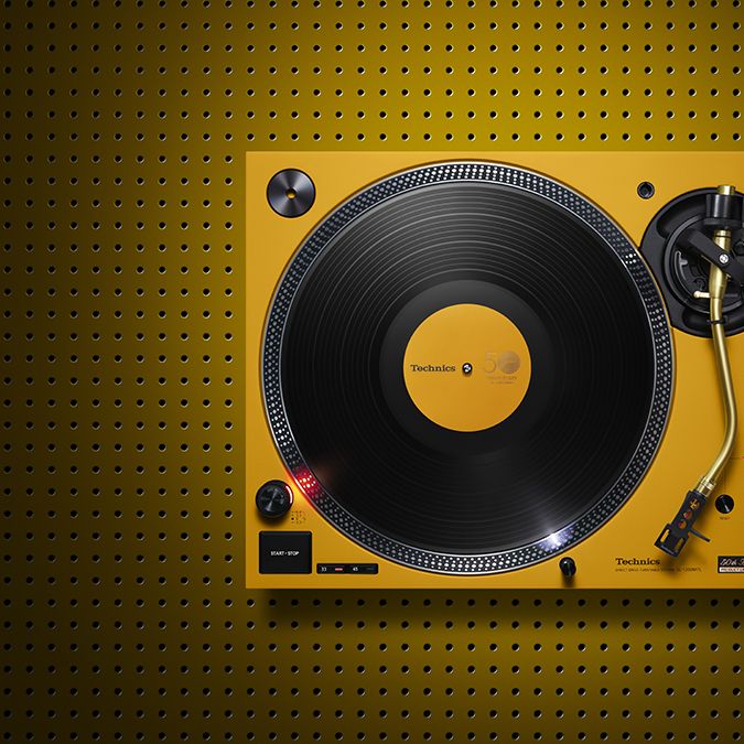 Technics SL-1200M7L 白 限定 50周年 アナログ DJ LP Technics SL-1200M7L 白 限定 50周年 アナログ DJ LP - メルカリ