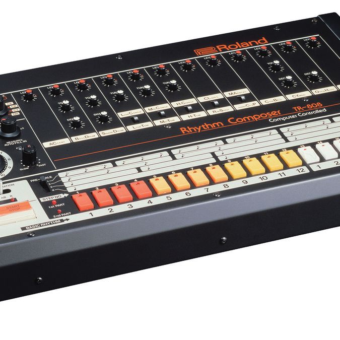 Roland記念品/TR-808クッション＆缶バッチ/V-Drumsコースター Roland記念品/TR-808クッション＆缶バッチ/V-Drumsコースター