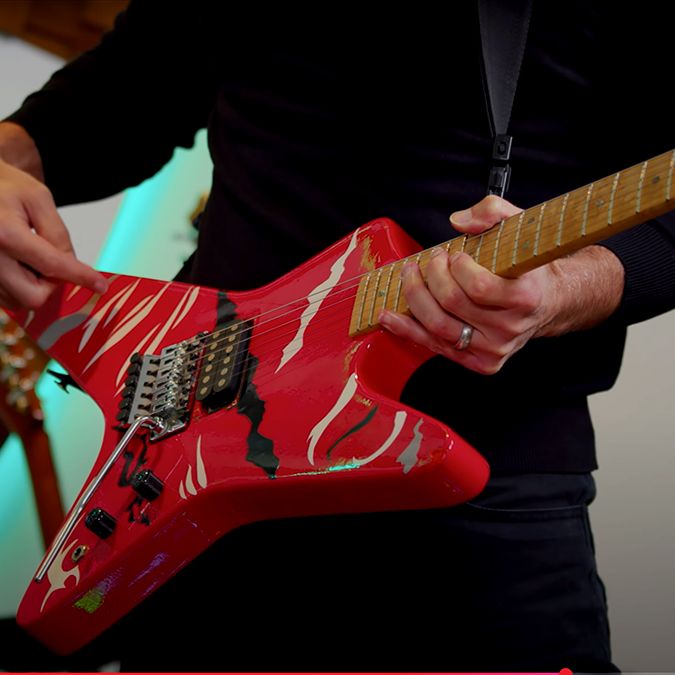 ＶＡＮ ＨＡＬＥＮ Eddie Van Halen came to my high school talent contest and showed