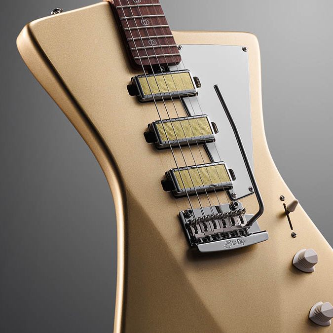 超美品！　Sterling by MusicMan Trans Gold Sterling by Music Man St. Vincent Goldie review | Guitar World