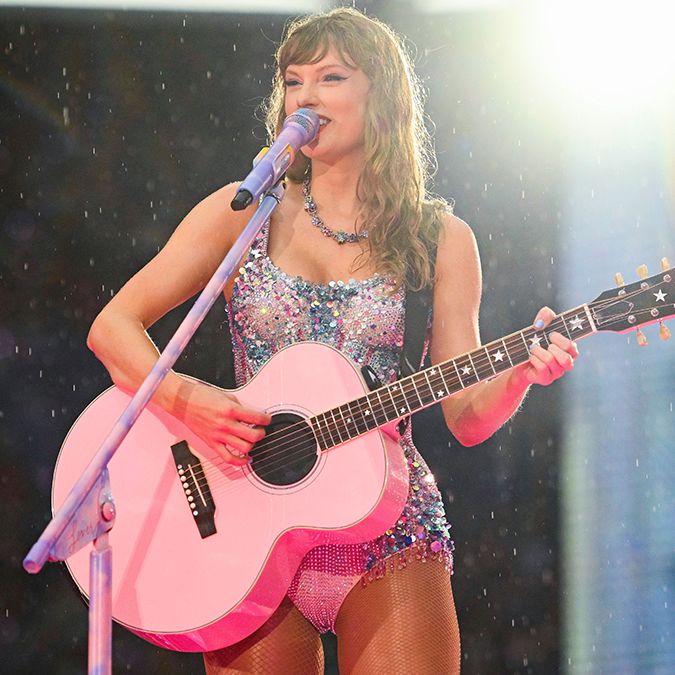 There were indeed two distinct colours made for her Eras tour