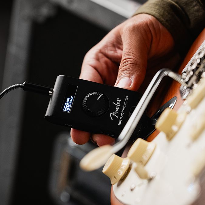 ギター fender mustang micro plus Amazon.com: Fender Mustang Micro Plus Headphone Amplifier