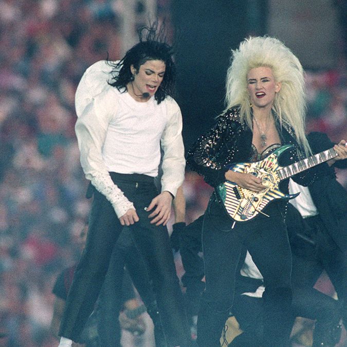 How Jennifer Batten landed the gig with Michael Jackson | Guitar World