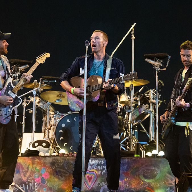 Michael J. Fox plays guitar with Coldplay at Glastonbury | Guitar
