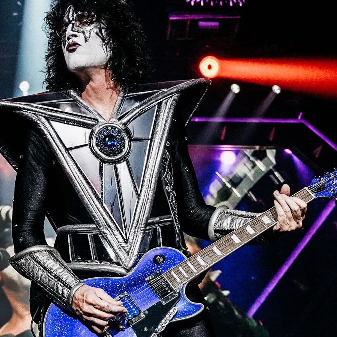 Epiphone's new Tommy Thayer Electric Blue Les Paul looks