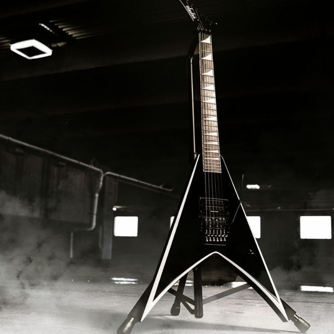 Jackson's Wes Borland King V recreates Limp Bizkit icon | Guitar World