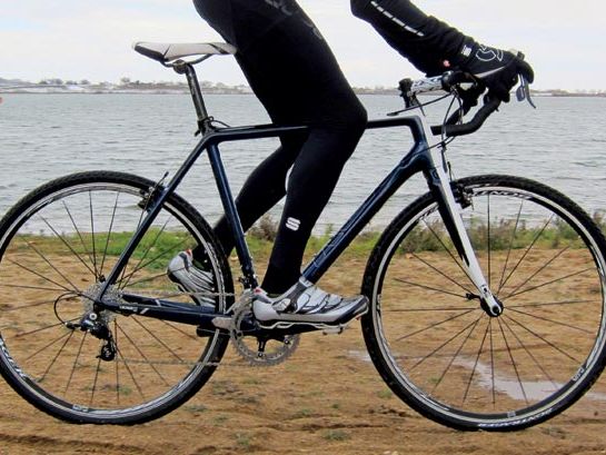 ロードバイク Trek Cronus CX Pro