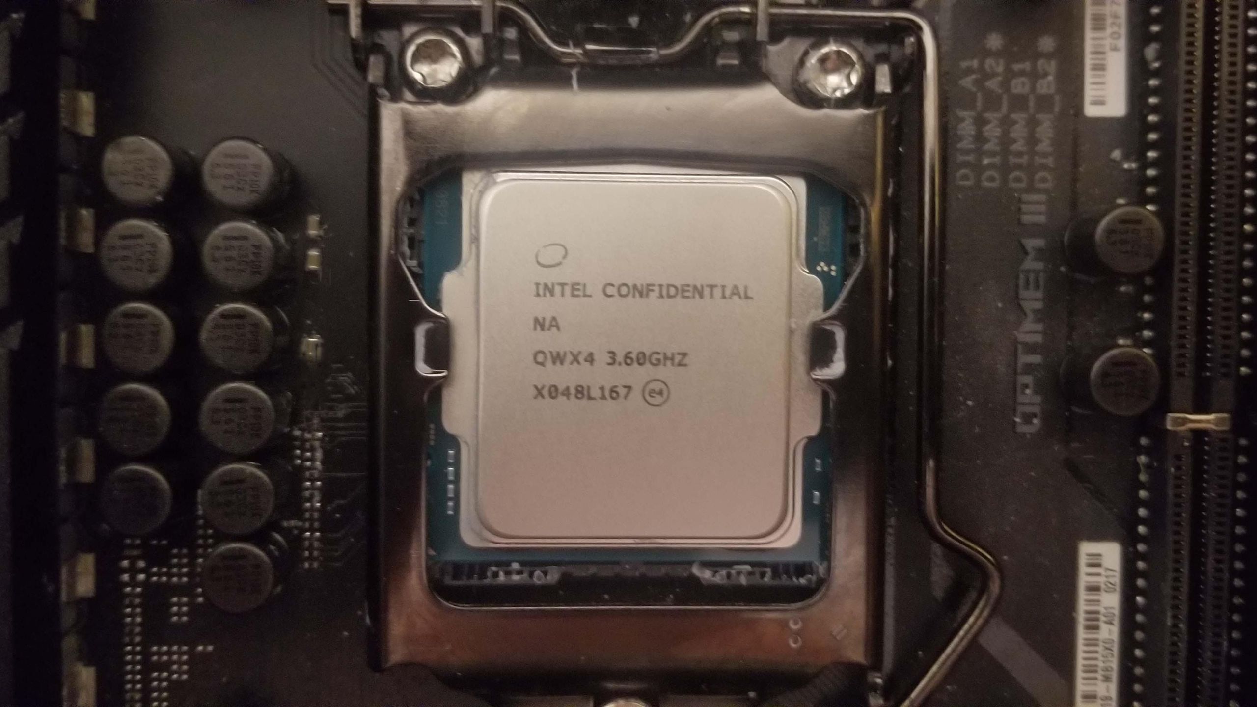 Intel Core i7-11700 11th Gen CPU LGAソケット Intel Core i7-11700 11th Gen CPU LGAソケット
