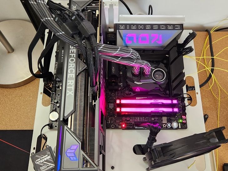 ROG CROSSHAIR X870E HERO | Gaming motherboards｜ROG