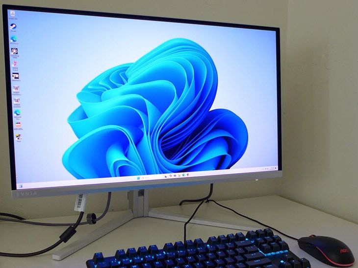 Response, Input Lag, Viewing Angles and Uniformity - Philips Evnia