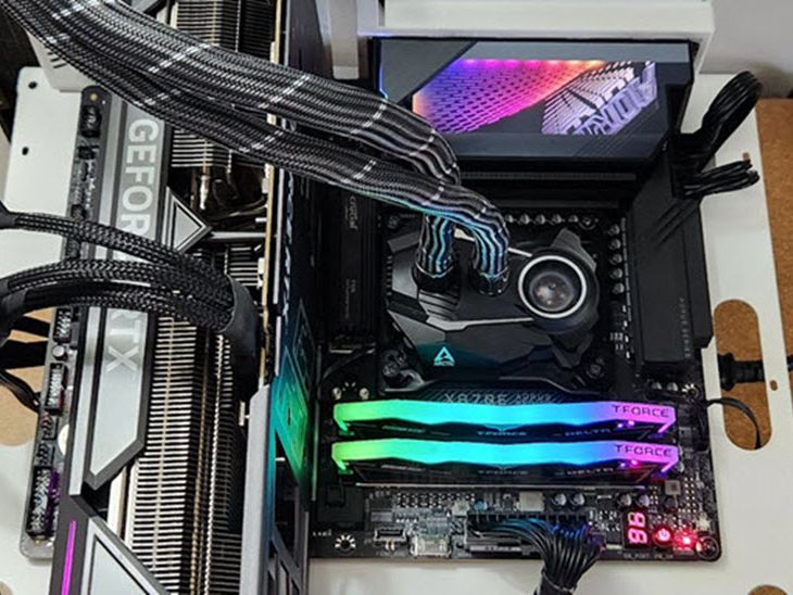 ★GIGABYTE X870E AORUS MASTER - AMD Ryzen X870E AORUS MASTER Key Features | Motherboard - GIGABYTE Global