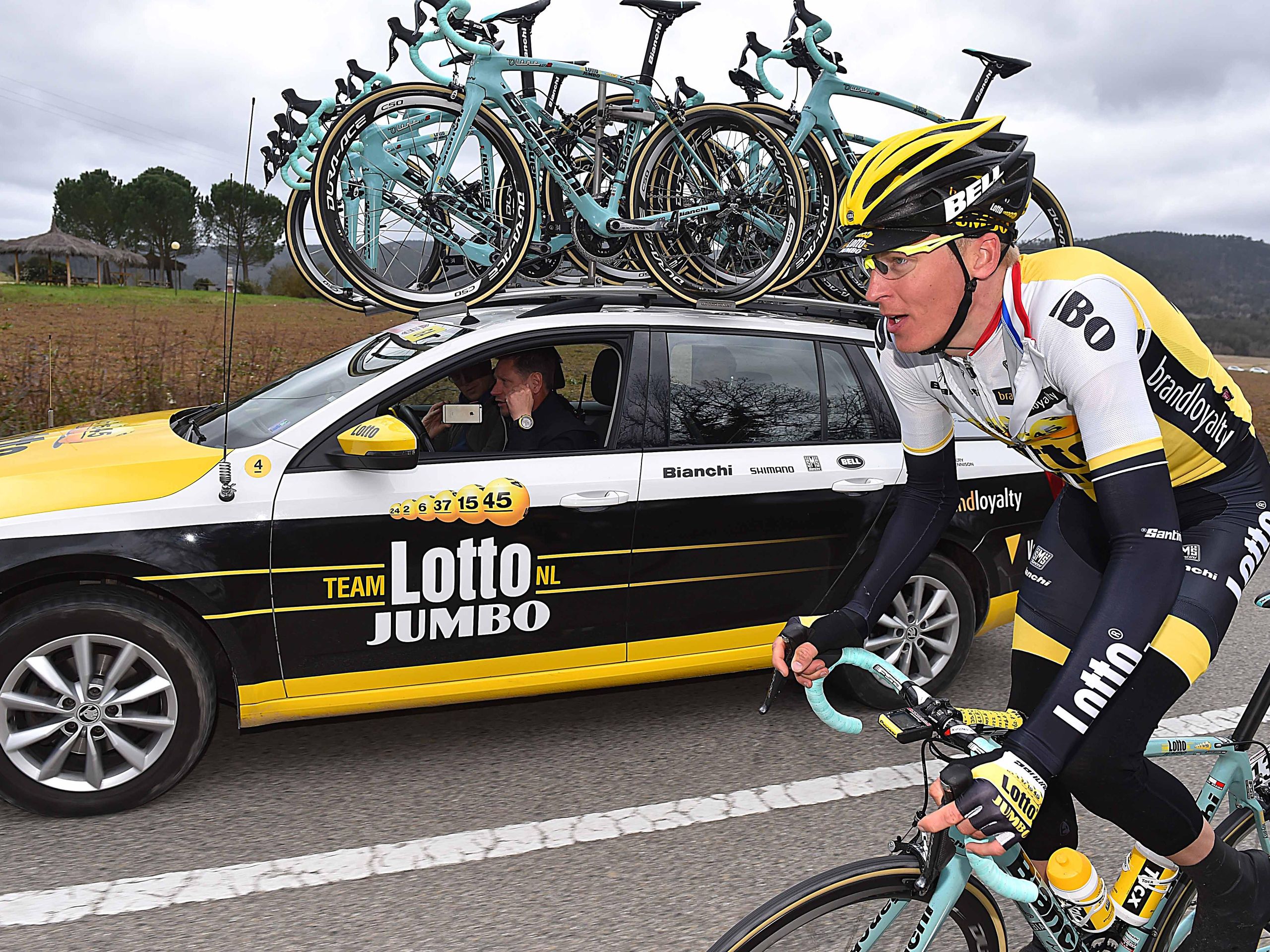 Gesink extends contract with Team LottoNL-Jumbo, targets Tour de