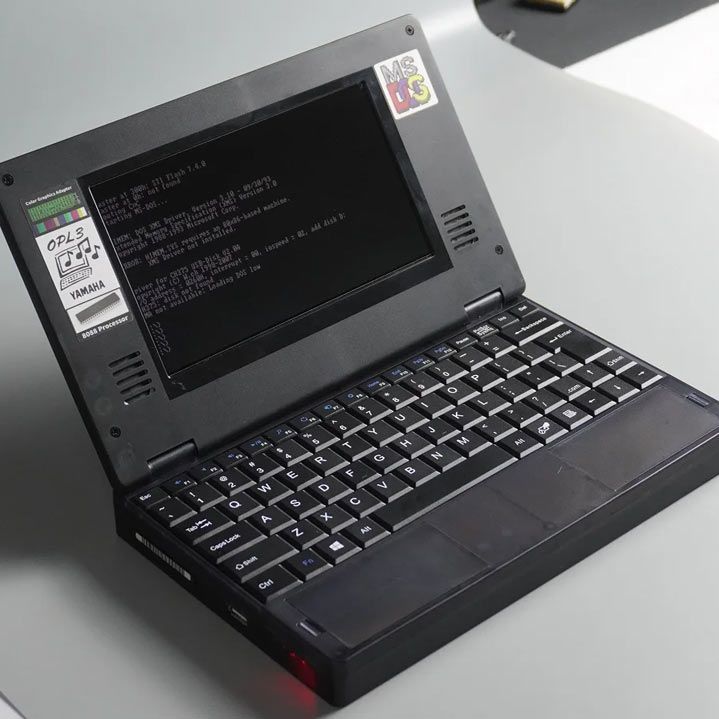 Retro laptop powered by the Intel 8088 processor updated to