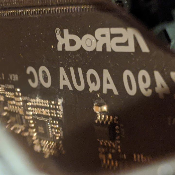 How I Overclocked Core i9-10900K to 7-GHz and Set World Records