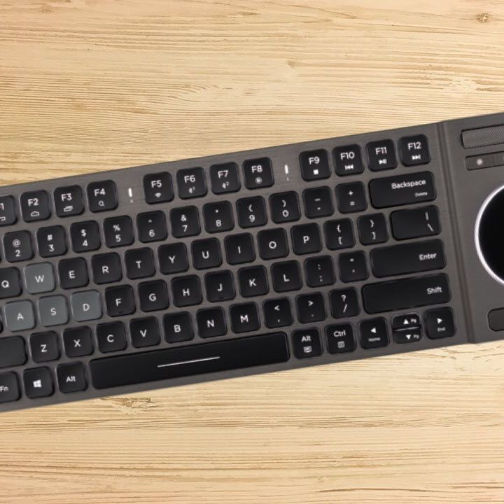 Corsair K83 Wireless Entertainment Keyboard Review: Living