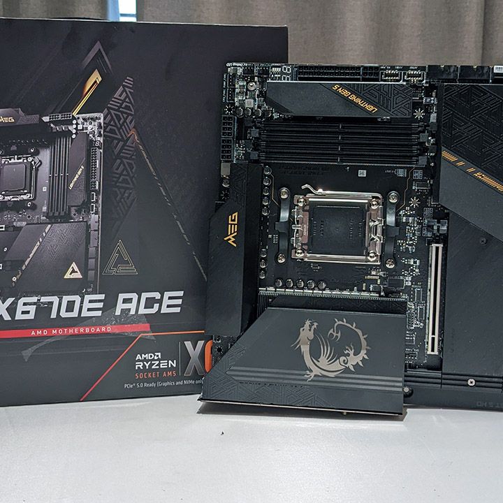【中古品】MSI X670E ACE 中古】MSI MEG X670E ACE X670E/AM5/E-ATX【秋葉2号】保証期間1