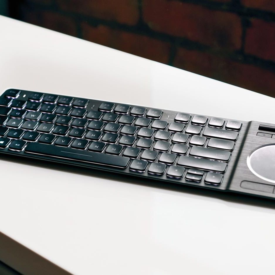 キーボード Corsair K83 Wireless Keyboard Amazon.com: Corsair K83 Wireless Keyboard - Bluetooth and