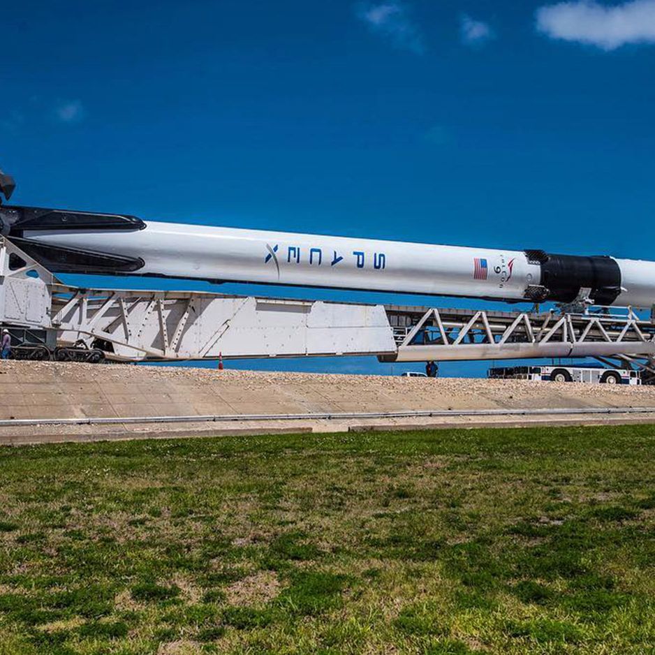 SpaceX's New Falcon 9 Block 5 Rocket Debuts Today: How to Watch