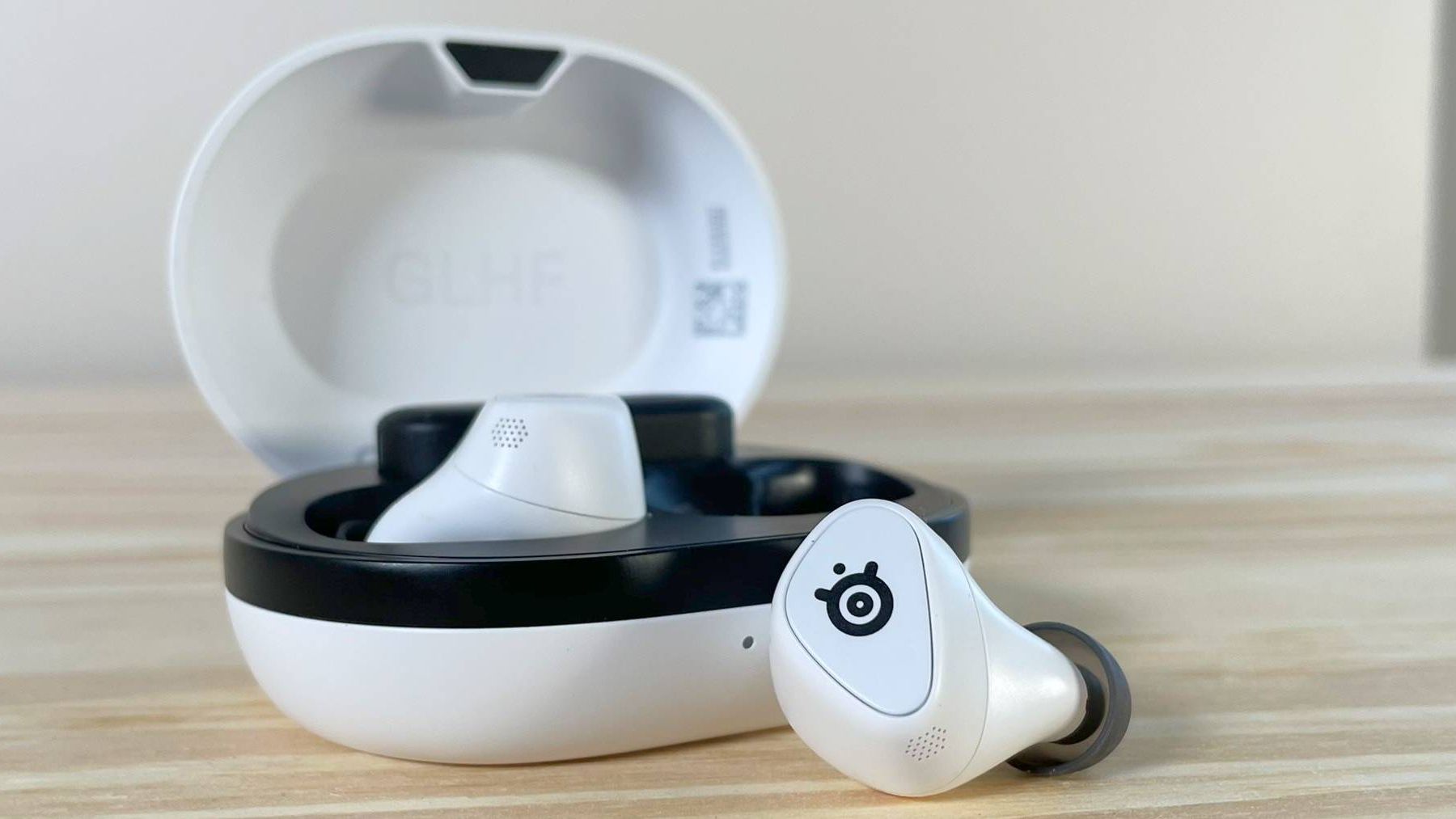 SteelSeries Arctis Gamebuds ホワイト Arctis GameBuds™ for PlayStation White