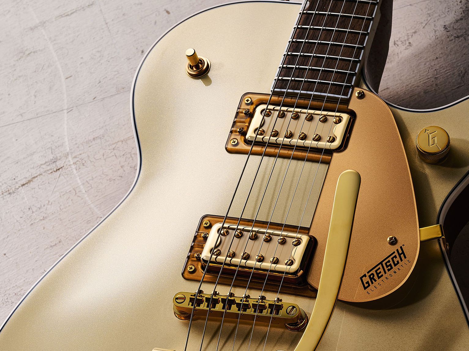 ギター Gretch Electromatic Pro Jet with Bigsby Gretsch Guitars G5438T Electromatic Pro Jet with Bigsby