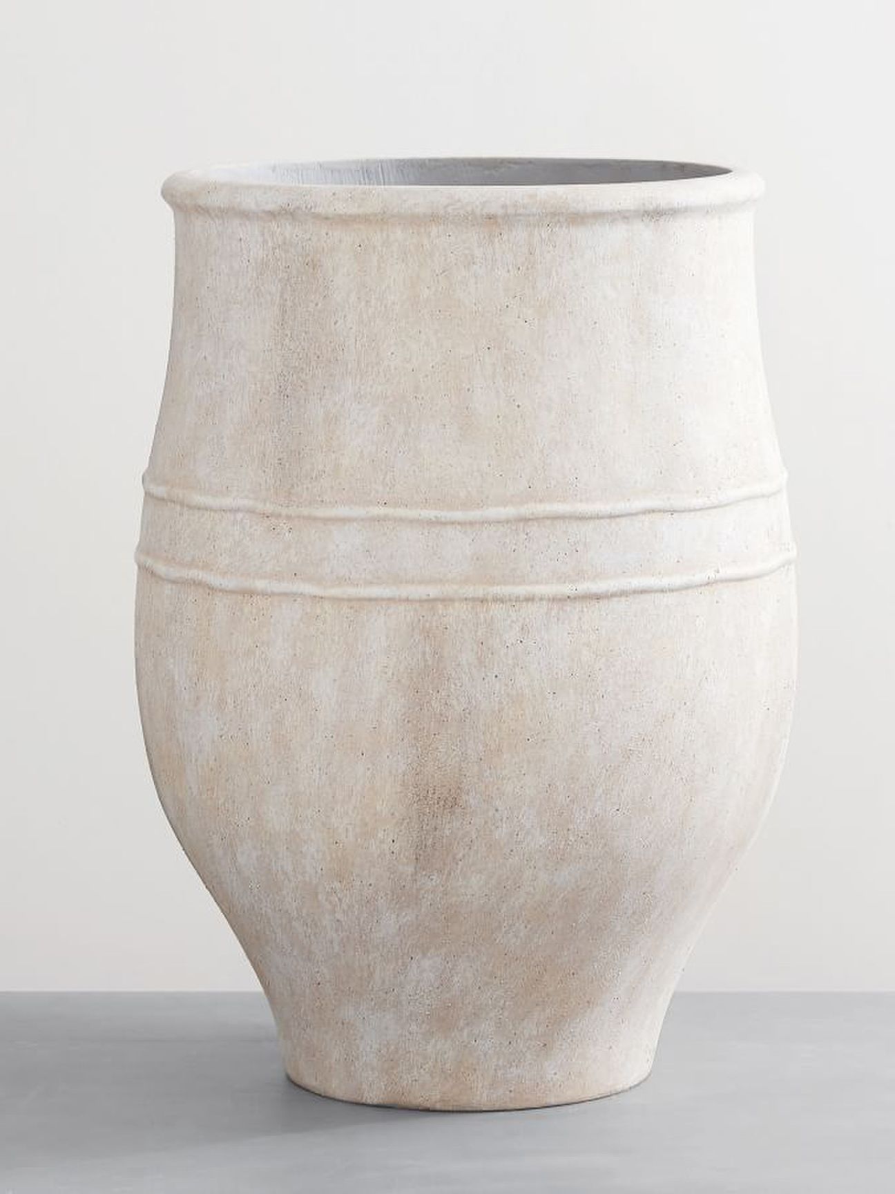 Pottery Barn, Sienna Cement Outdoor Planter