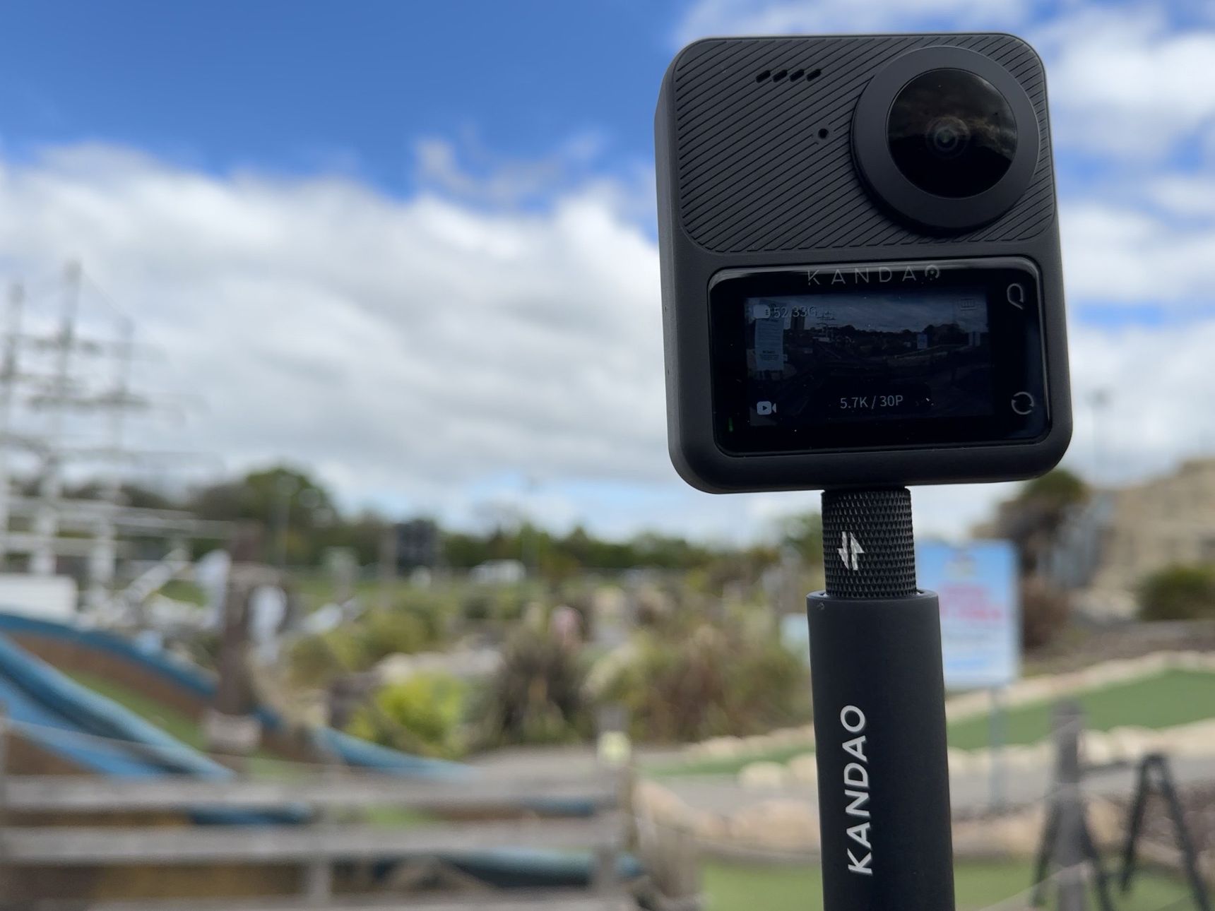 Kandao QooCam 3 review – a cheaper 360-degree camera Kandao QooCam 3 review – a cheaper 360-degree camera
