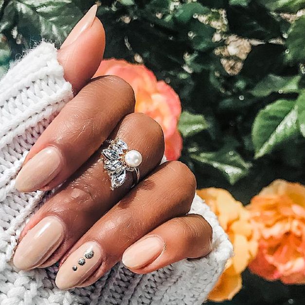 These 10 Elegant Nail Designs Are Perfect for Any Wedding Guest | Who What  Wear