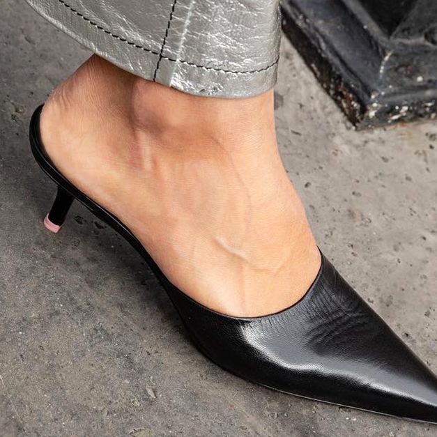 Shop Fall Mules to Wear With Your Jeans All Season Long | Who What Wear Shop Fall Mules to Wear With Your Jeans All Season Long | Who What Wear