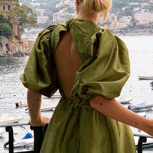 6 Green-and-Lilac Outfits That Look Unexpectedly Chic | Who What Wear
