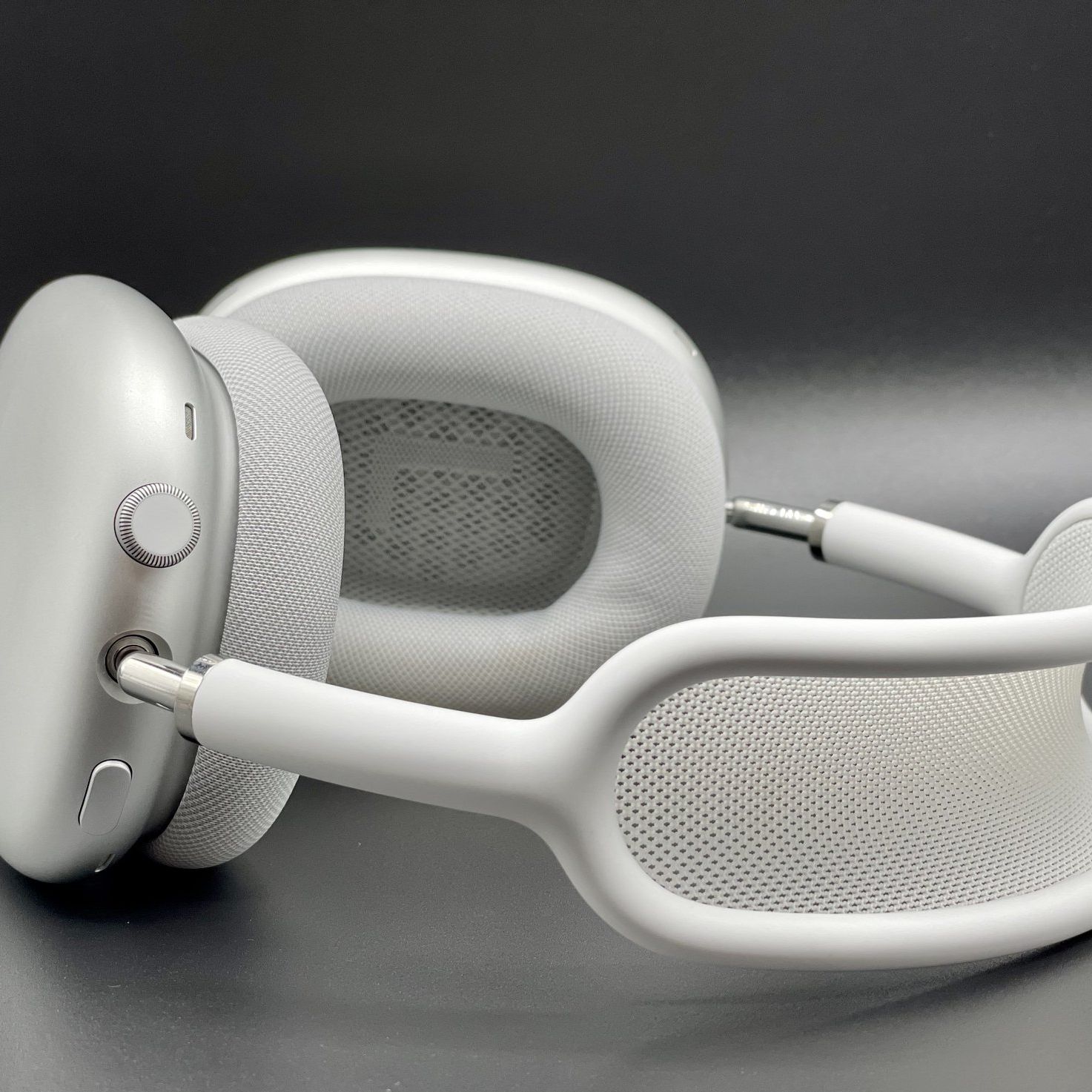 AirPodsMAX 第1世代 lightning AirPods Max (Lightning) | University of Hawai'i Manoa Bookstore