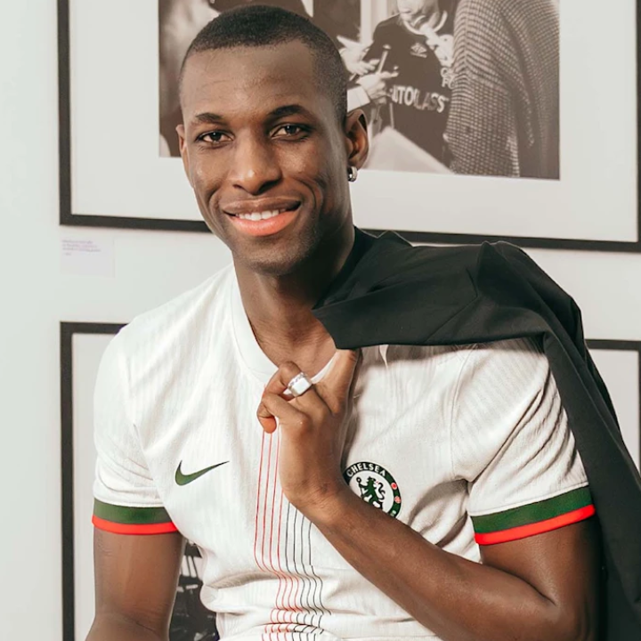 Take our money! The Chelsea 2025/26 away kit is a shiny instant