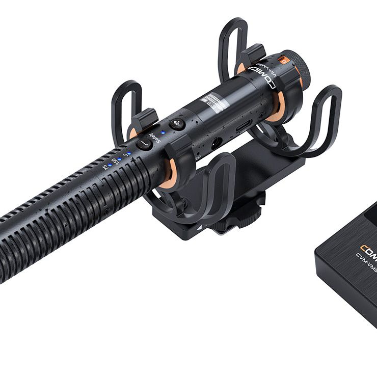 Comica shotgun microphone is world's first with built-in wireless