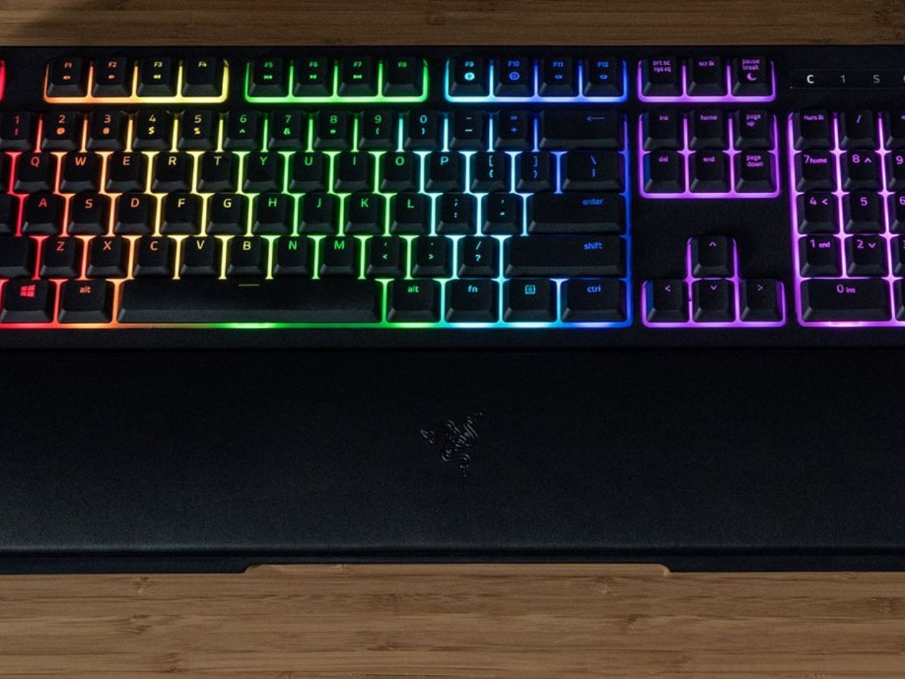 その他 Razer ORNATA CHROMA Amazon.com: Razer Ornata Chroma Gaming Keyboard: Hybrid